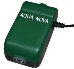 AQUA NOVA Pompka napowietrzająca napowietrzacz brzęczyk do akwarium 400L/h