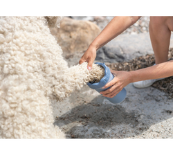 TRIXIE czyścik kubek szczotka do czyszczenia mycia łapek łap psa M-L 